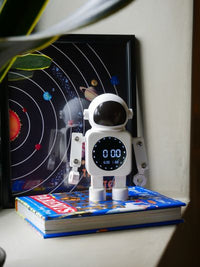 Steepletone ASTRONAUTE KIDS BEDSIDE ALARM CLOCK